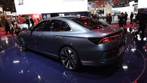 VinFast-Limousine Lux A2.0