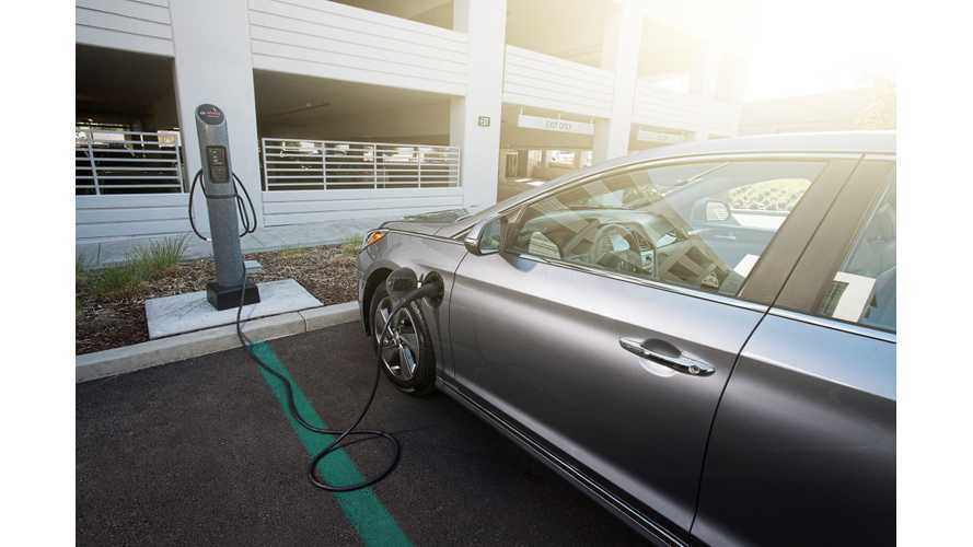 Hyundai Sonata Hybrid Plug-in News Articles and Press Releases