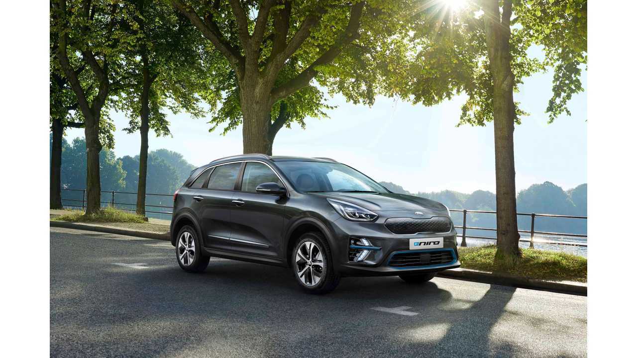 Kia e-Niro (wallpaper 2,560x – click to enlarge)