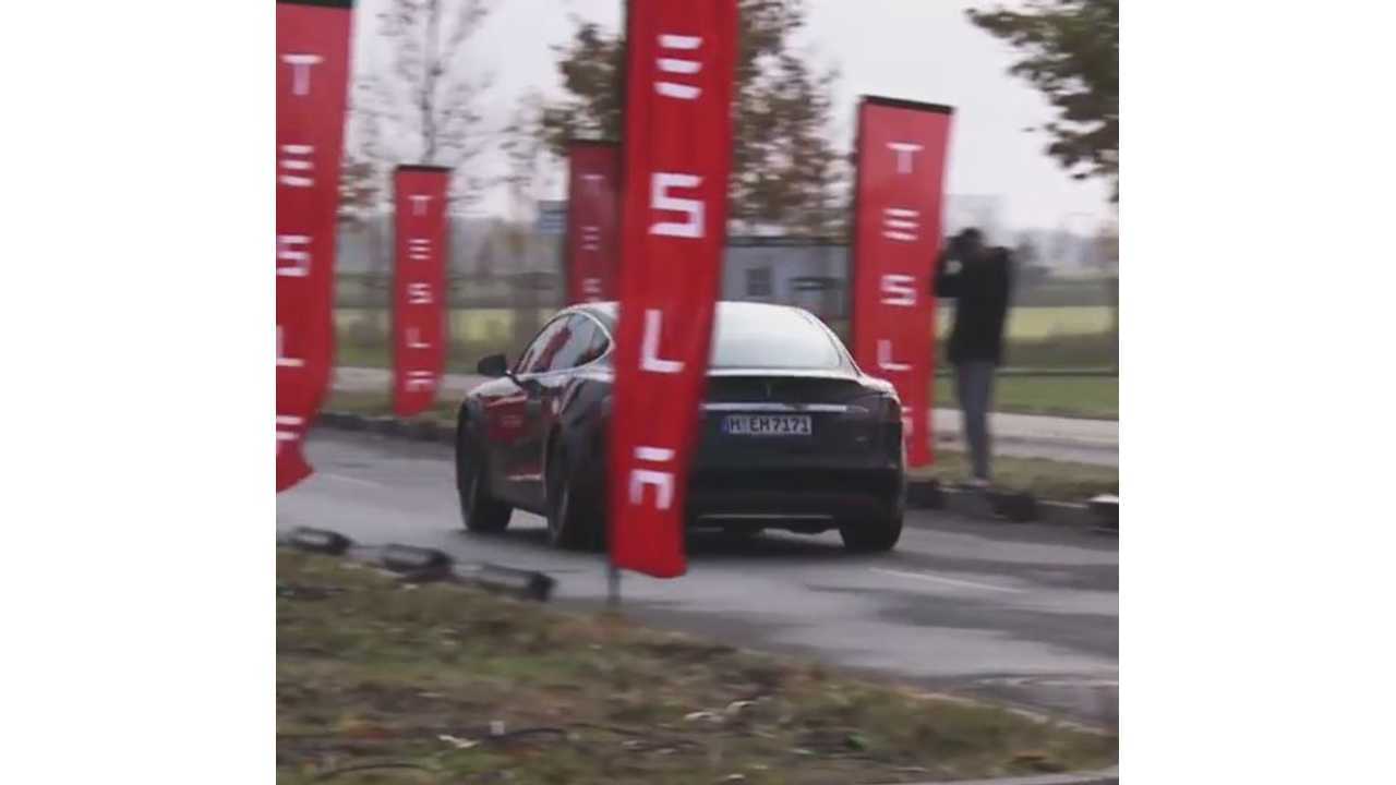 Tesla Model S P85D Doing The Promo Tour In Berlin In November