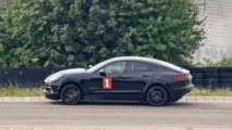 Olası Porsche Cayenne 'Coupe' test aracı casus fotoğrafları
