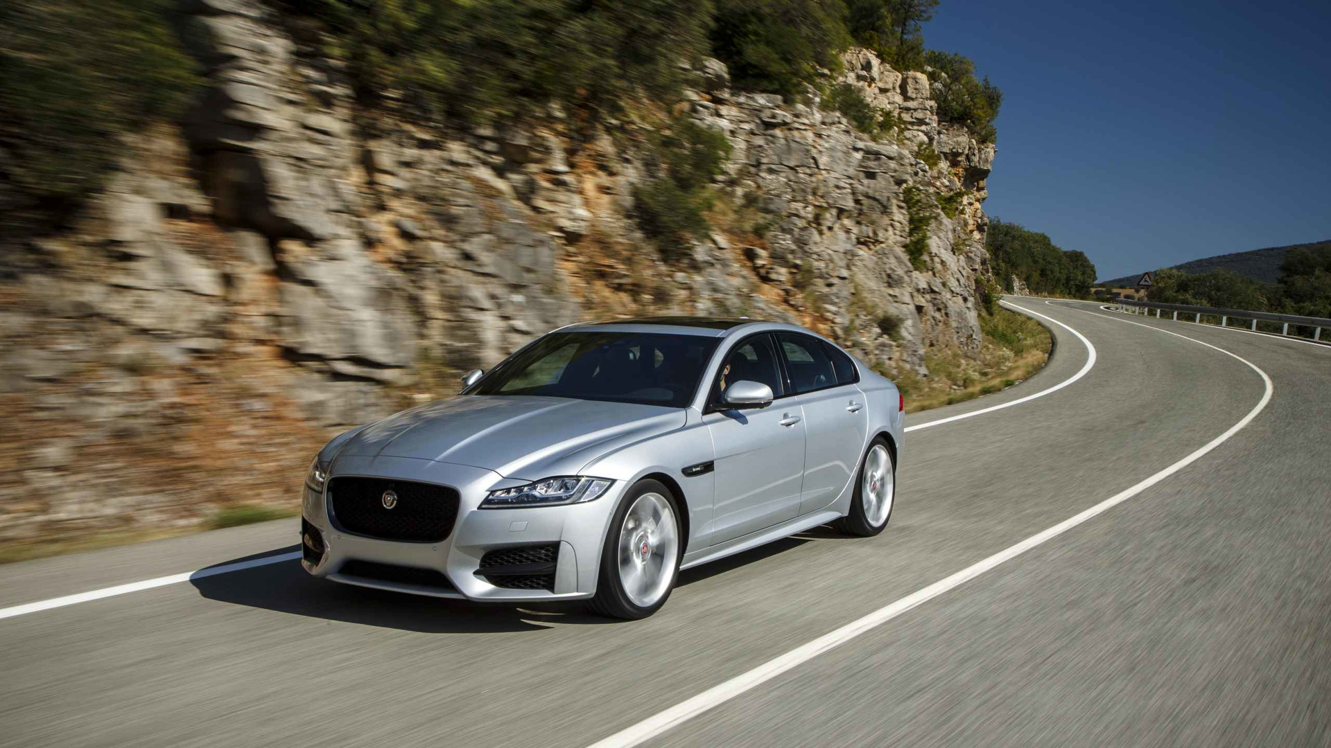 Jaguar xf 2017