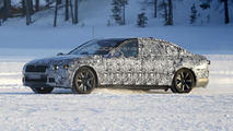 2015 / 2016 BMW 7-Series spy photo  / Automedia