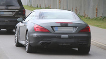2016 Mercedes SL63 AMG facelift spy photo
