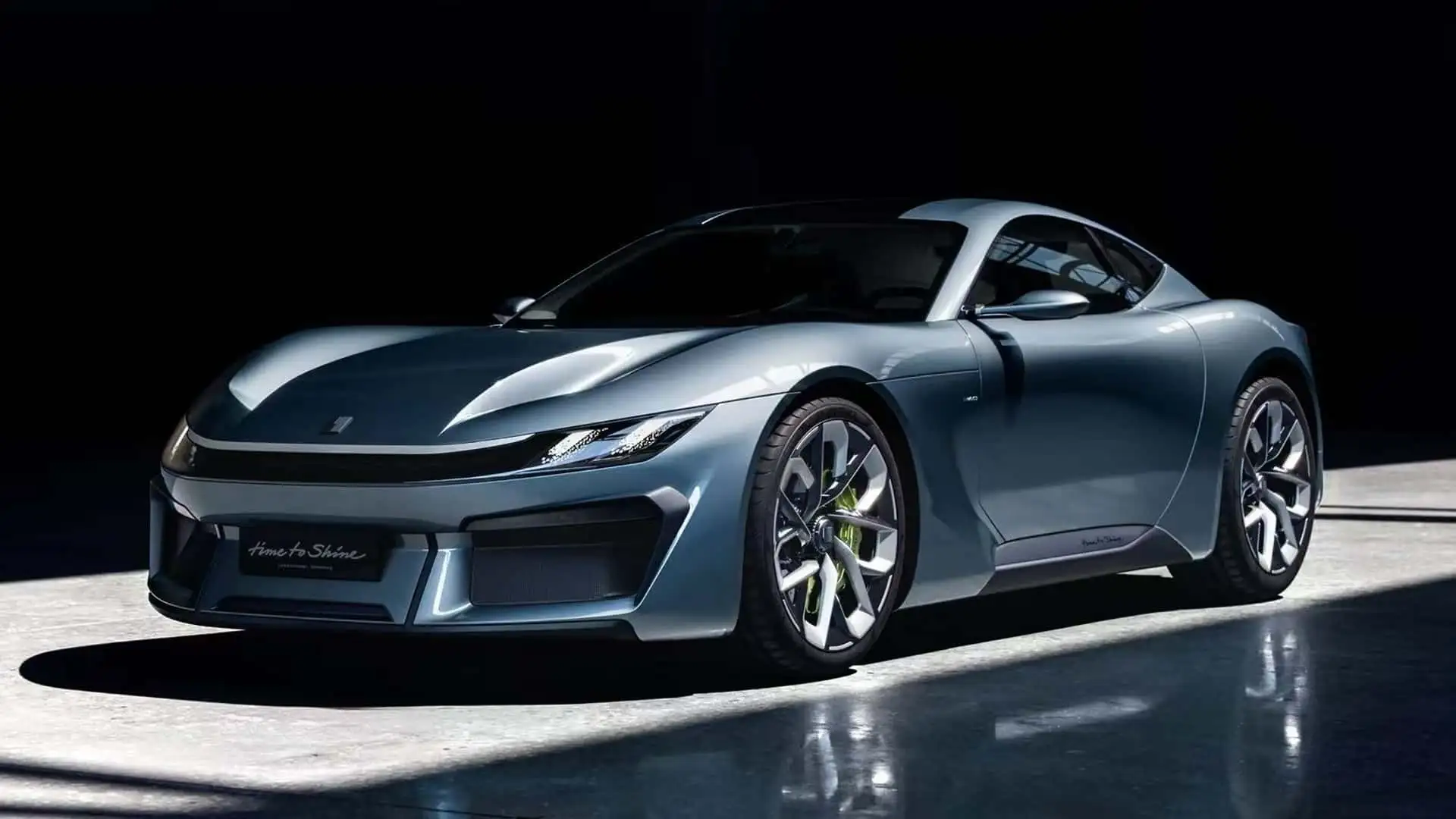 https://cdn.motor1.com/images/mgl/xq3GKq/s1/lynk-co-gt-supercar.webp
