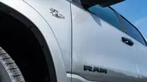 Ram 1500 V8, la prova di Motor1.com