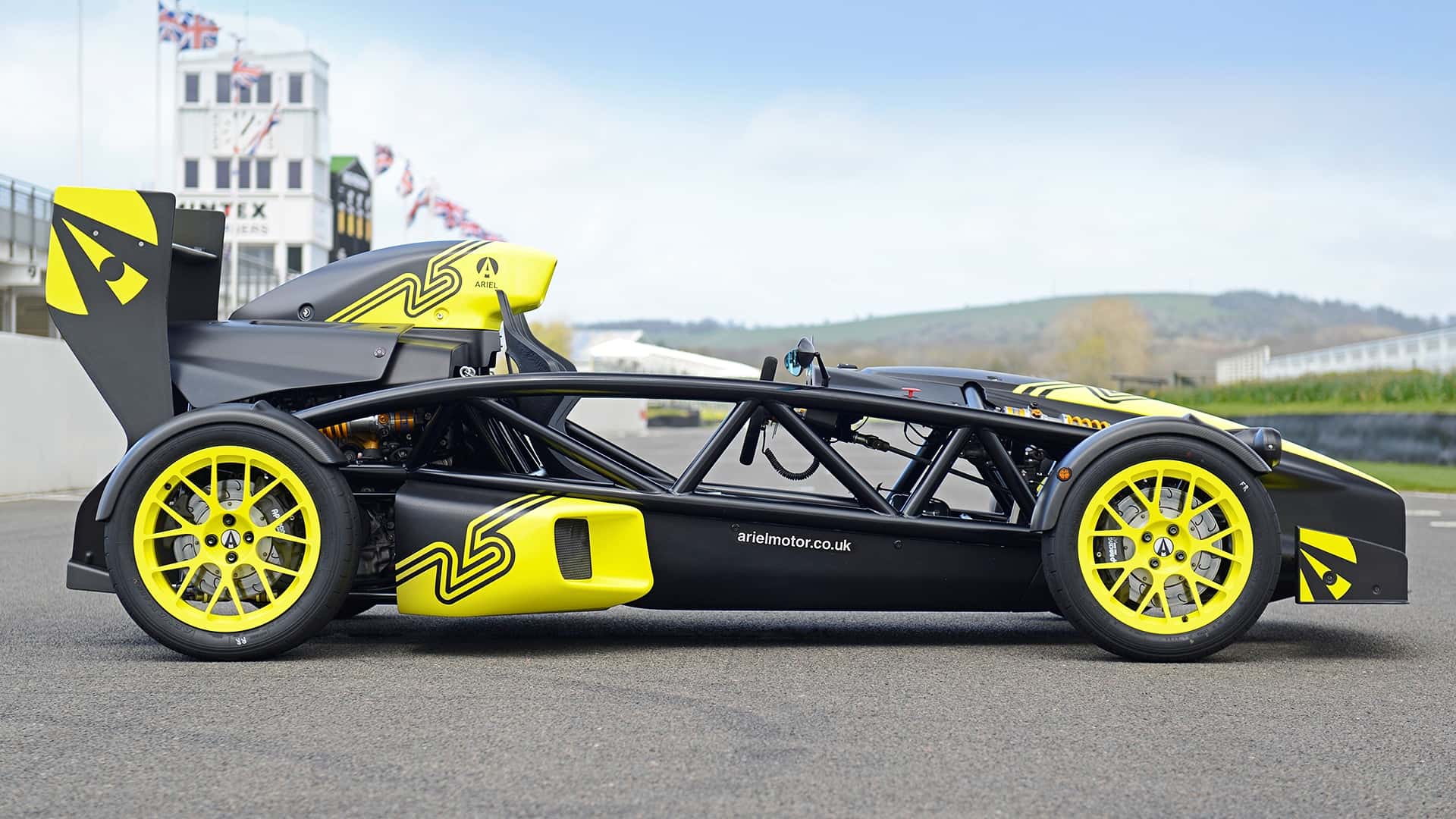 Ariel Atom Shatters Speed Barrier: 0-100 MPH Blistering 5.1 Seconds 15