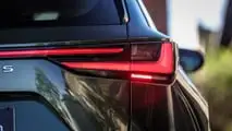 Visual do Lexus NX 450h+ 2026