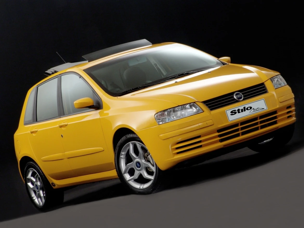 Os 25 anos do Fiat Stilo: relembre a história do hatch que foi sucesso