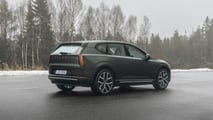 Volvo EX60 (2026), le ultime fasi dello sviluppo in Svezia