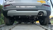 Flagra: Jeep Avenger é visto sem camuflagem em cegonha 