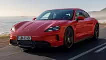2027 بورشه تايكان