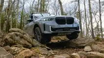 BMW X5 2025 con pacchetto Off-Road