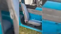 Dieser alte Fiat Panda ist nur 50 Zentimeter breit