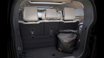 Land Rover Defender, intérieur et coffre