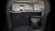 Land Rover Defender, intérieur et coffre