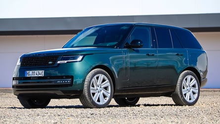 Range Rover P550e (2025), la prova