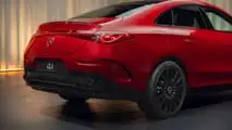 Mercedes CLA (2025) mit EQ-Technologie in Rot