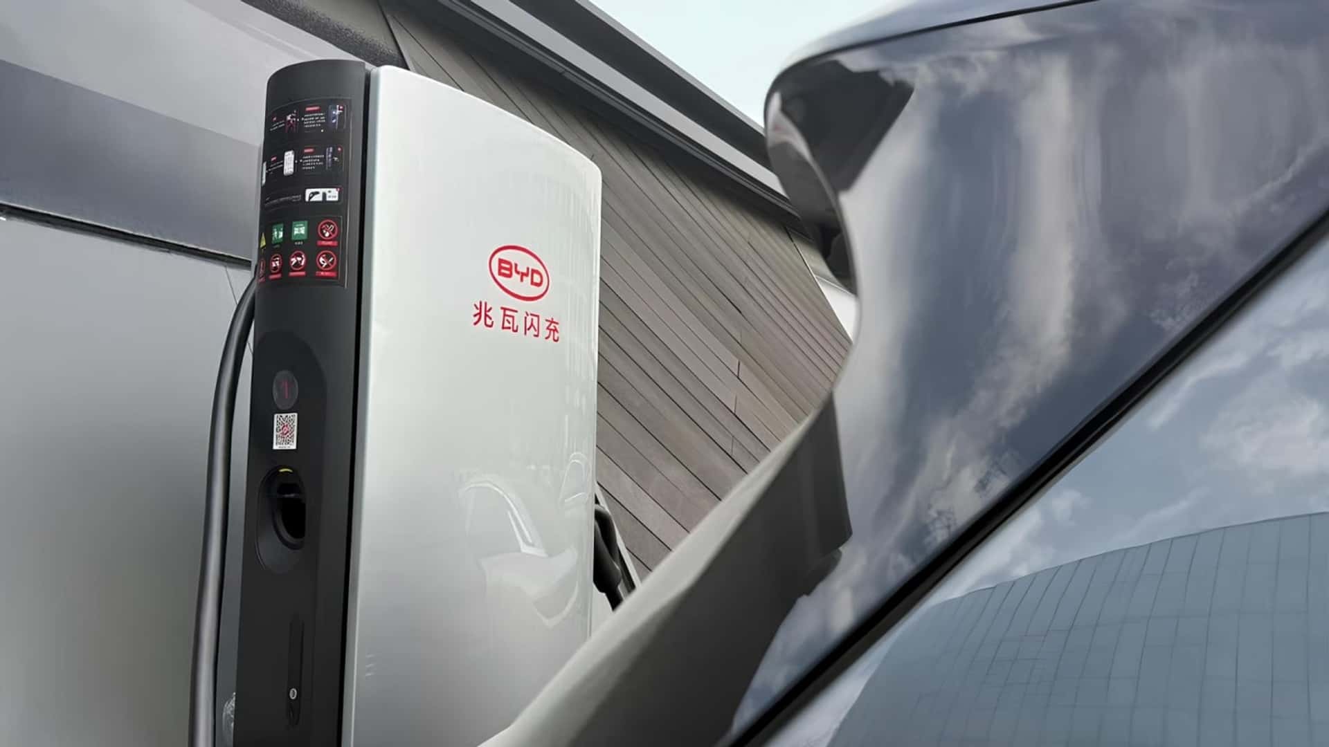 BYD Revoluciona la Carga de Vehículos Eléctricos con Nuevos Cargadores de Megavatio de hasta 1.5 MW