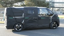 Kia PV5 als Erlkönig