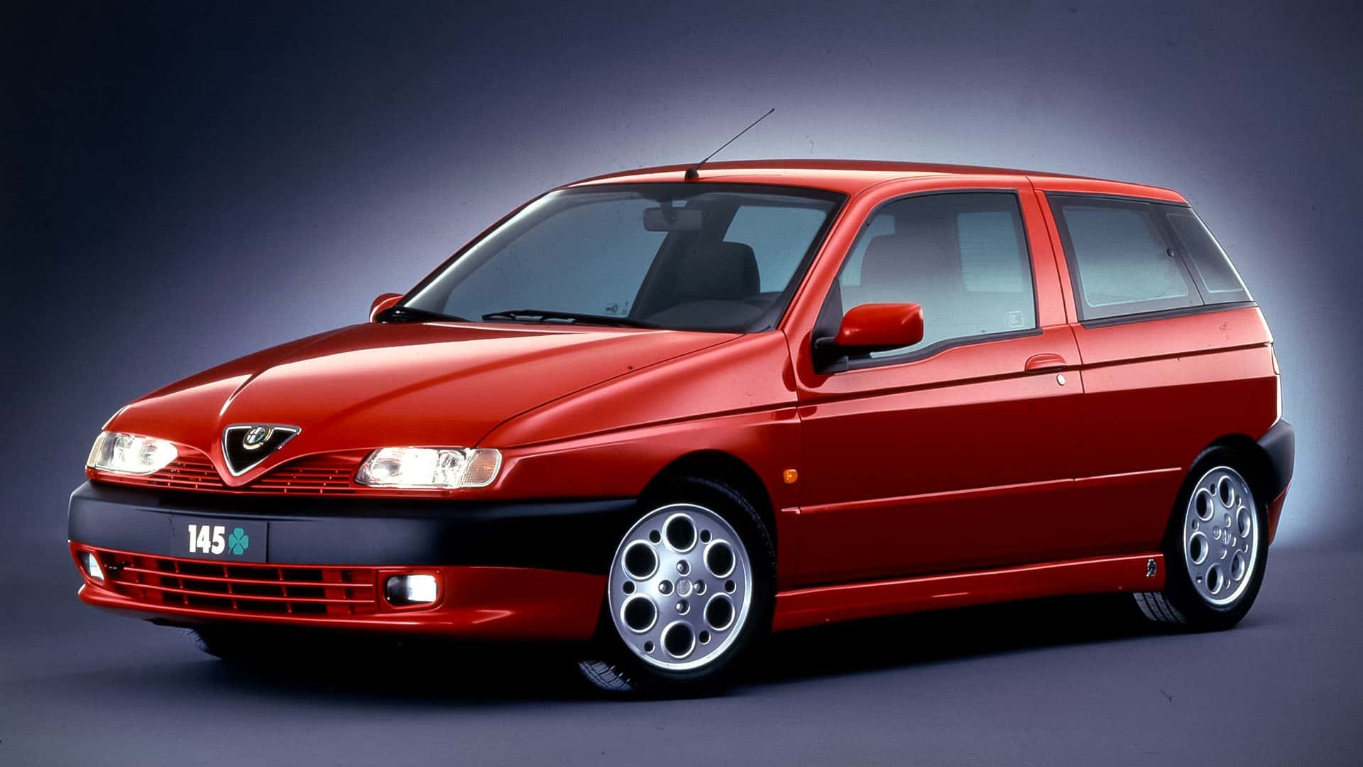 Alfa Romeo 145/146 (1994-2000): A case for fans?