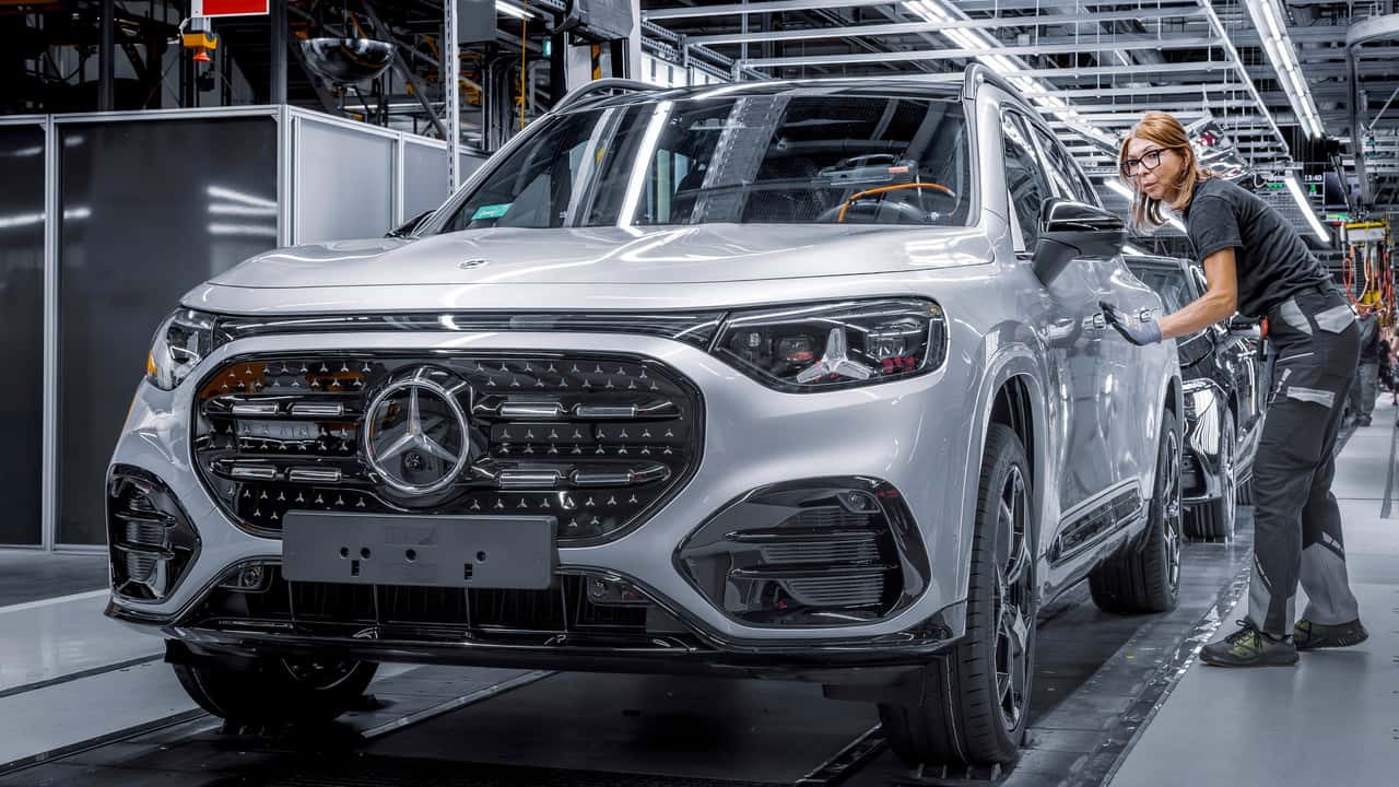 Fábrica da Mercedes-Benz na Alemanha (3)