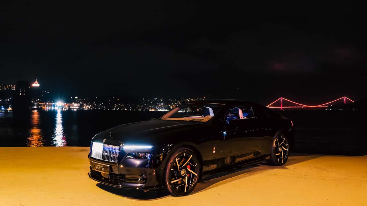 Rolls-Royce Spectre Black Badge