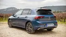 VW Golf eHybrid (2025) colocado à prova