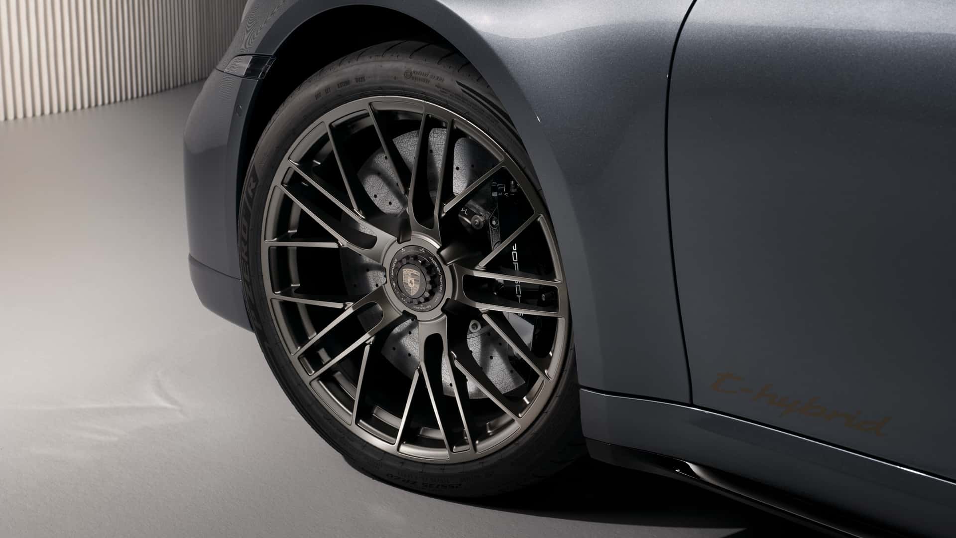 2026-porsche-911-turbo-s.jpg