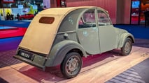 Citroen 2CV A al Retromobile 2026