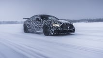Mercedes-AMG CLE Mythos, le foto dei test sulla neve