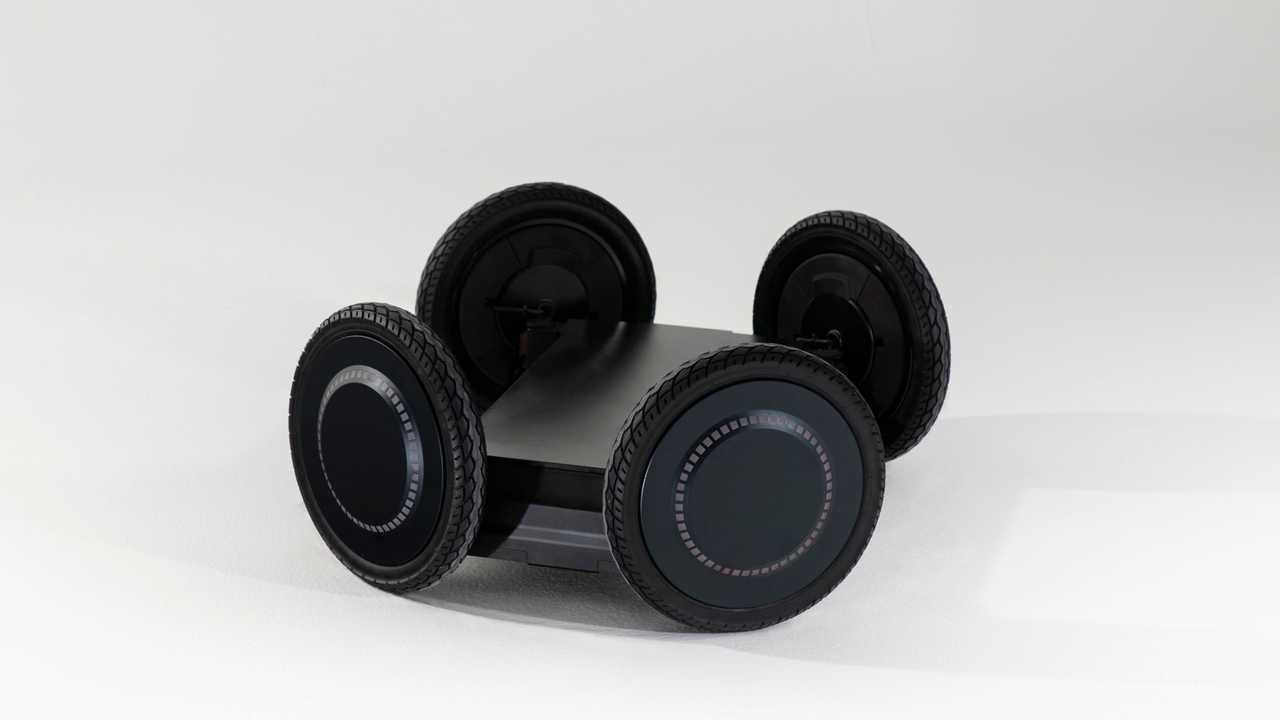 Hyundai Mobile Eccentric Droid (MobED)