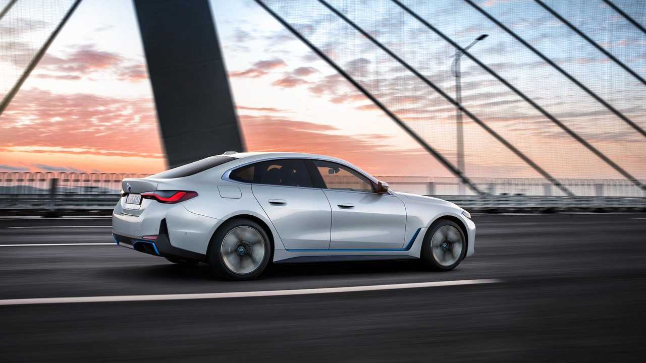 BMW i4