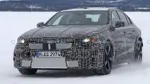 BMW M5 (2023) auf neuen Erlkönigfotos