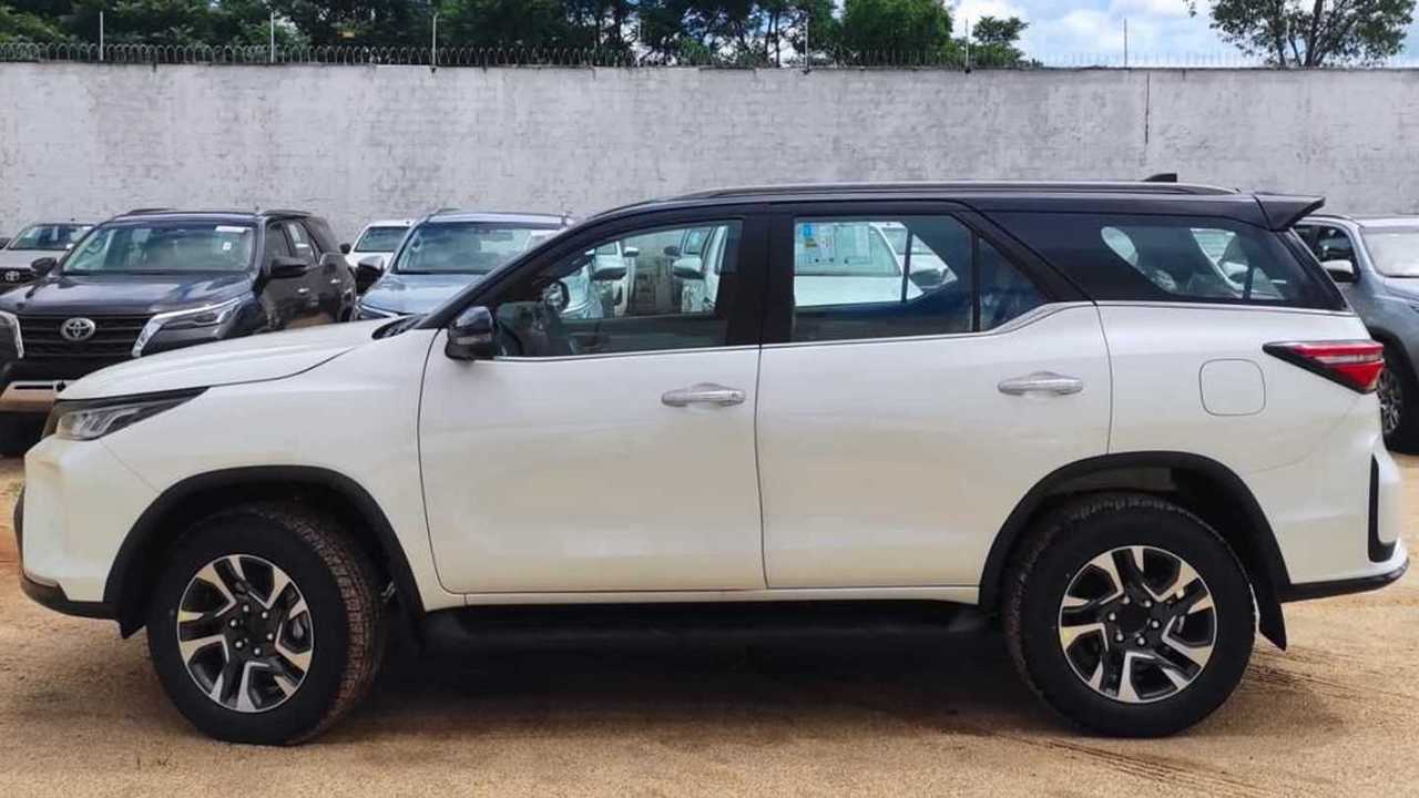 Toyota SW4 Diamond - flagra