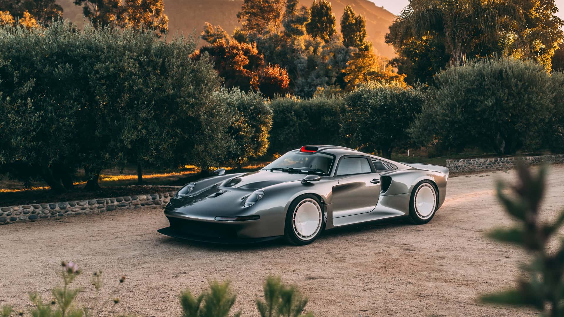 Tuthill's GT One Is a Tribute to the Baddest 911 There Ever Was