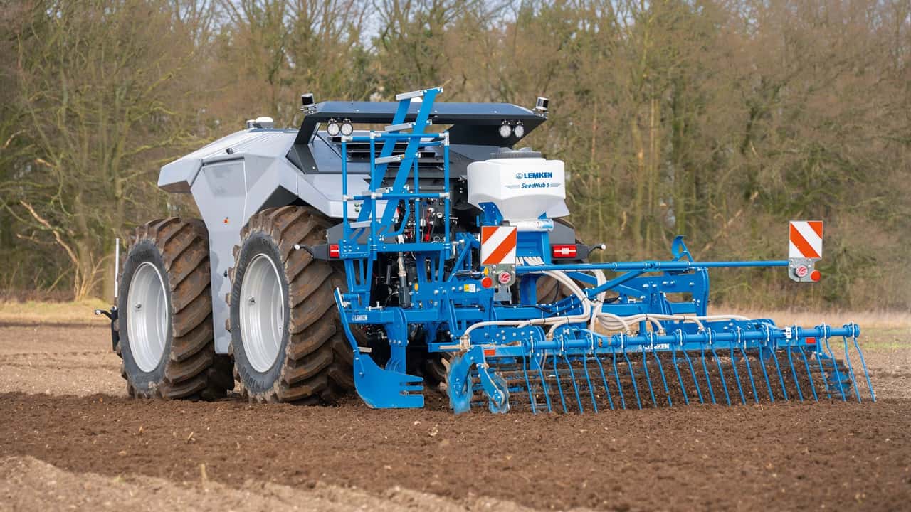 Lemken-Krone: 2024 è l'anno della guida autonoma su portattrezzi