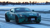 Aston Martin DB11 2024, fotos espía