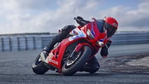 2024 Honda CBR650R - Riding