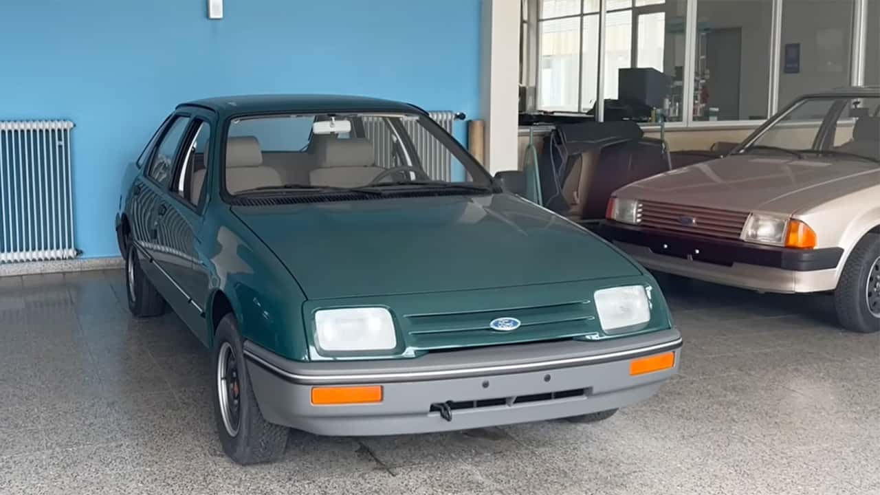Concessionaria Ford abbandonata in Germania