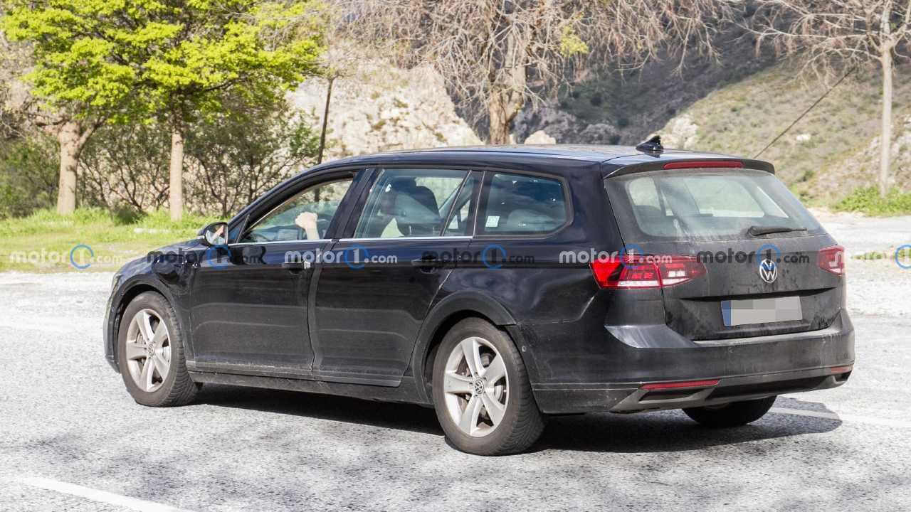 2024 Spia fotografica VW Passat PHEV