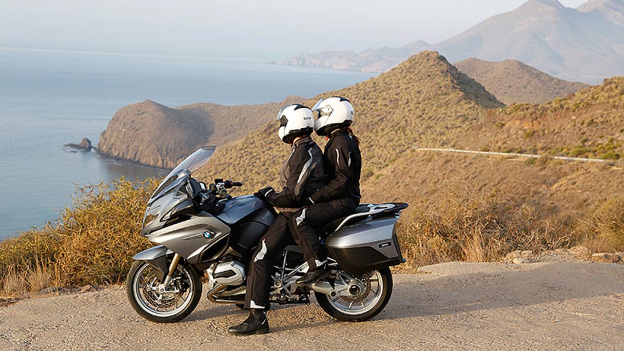 RideApart Staff's 2015 Motorcycle Riding Resolutions
