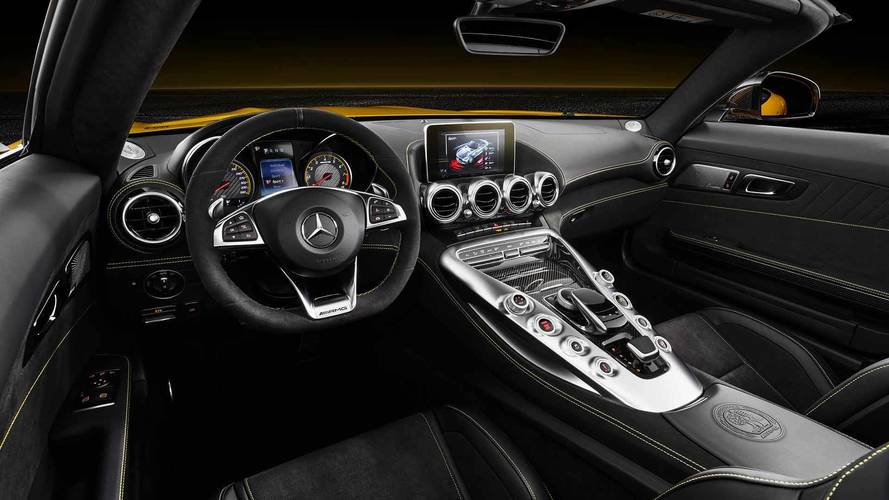 2019 Mercedes-AMG GT S Roadster