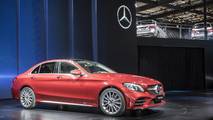 Makyajlı Mercedes C-Serisi L