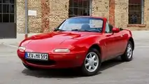 Mazda MX-5 NA vs. Mazda MX-5 NB