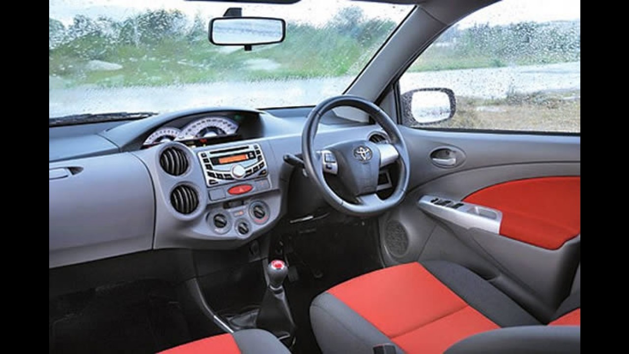 Toyota confirma chegada do Etios na Argentina - Compacto deve ser lançado no Brasil ano que vem