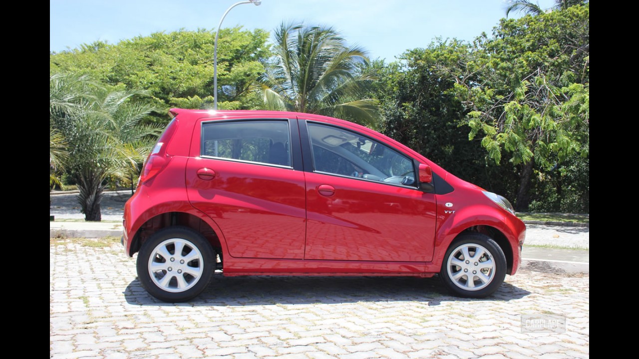 Volta Rápida: JAC J2 - Subcompacto chinês quer conquistar pela agilidade