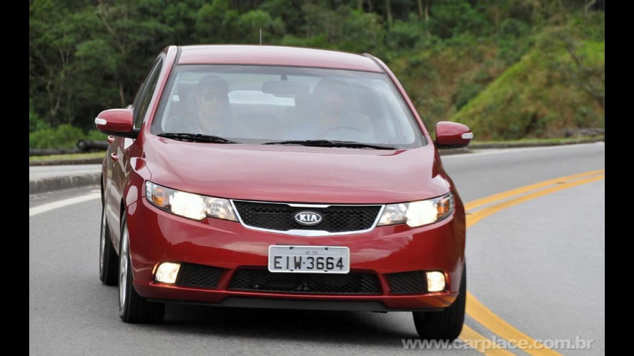 Kia também reduz preços do Mohave e Carnival