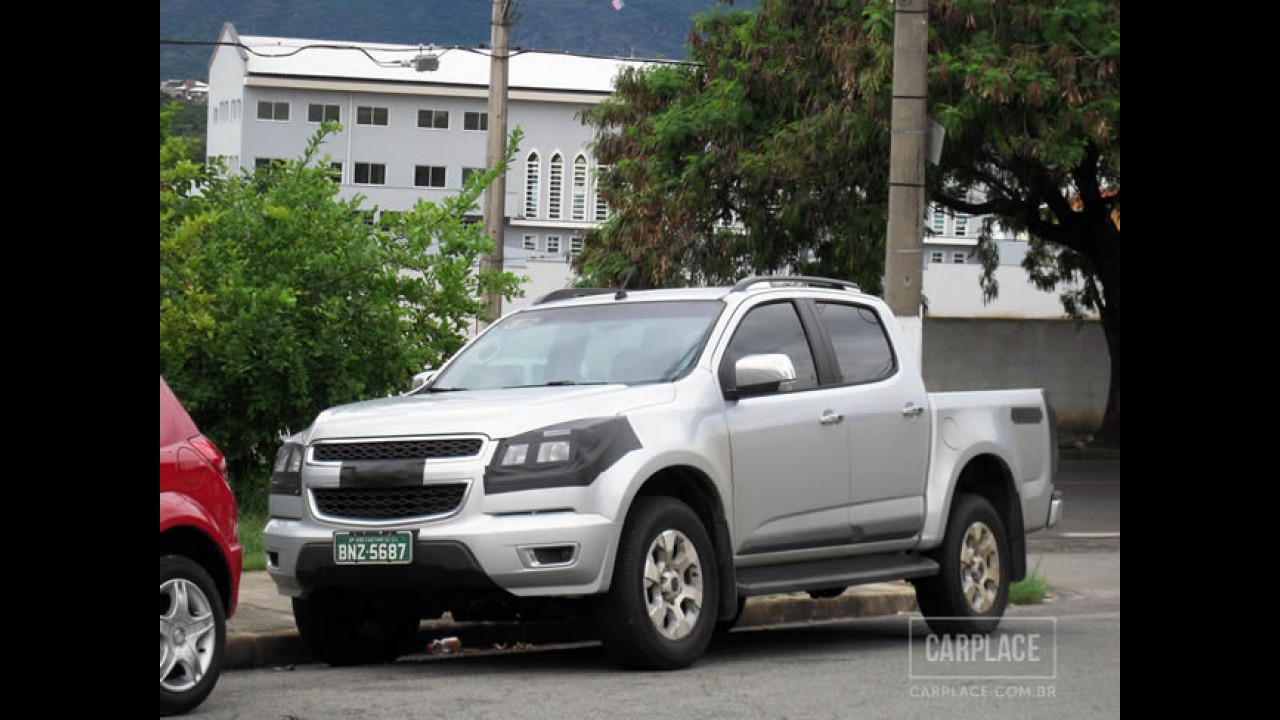 Nova S10: Todo mundo está flagrando a nova pick-up, “Menos Luiza, que está no Canadá”