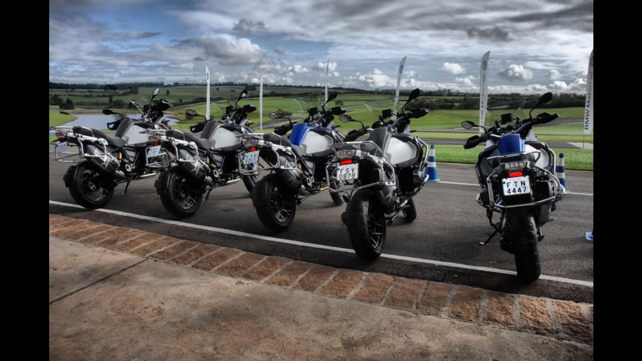 Volta rápida: BMW R1200 GS Adventure, a rainha alemã em versão topa tudo